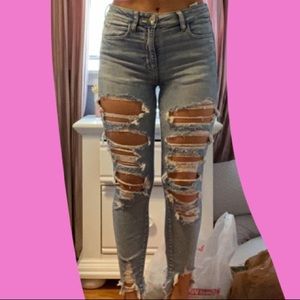 Light washed American eagle jeans